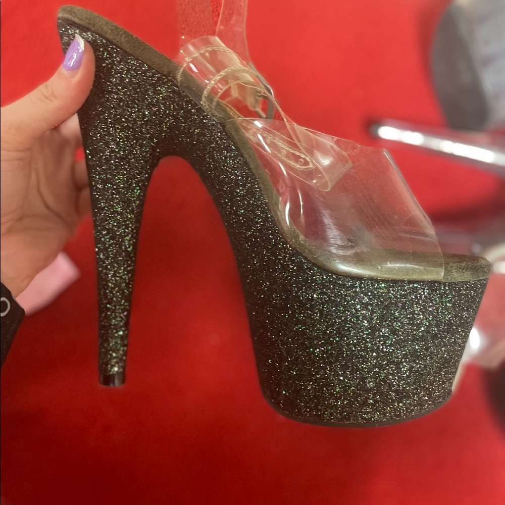 Sparky black stripper heel great condition !